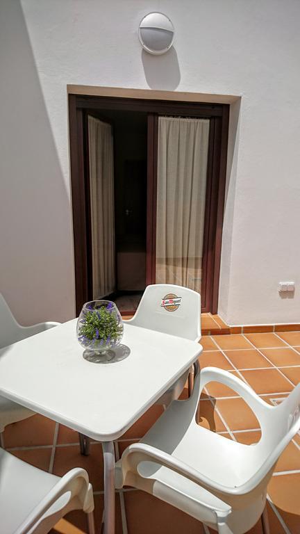 Apartamentos El Gallo Marbella Exterior photo